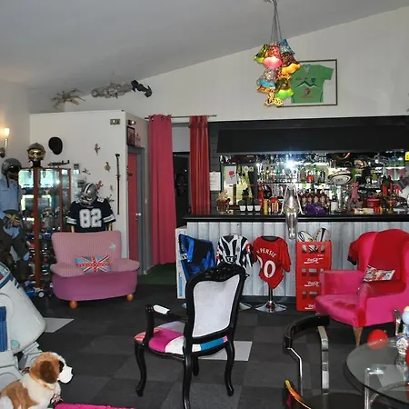 Hotel L'escadrille 2*