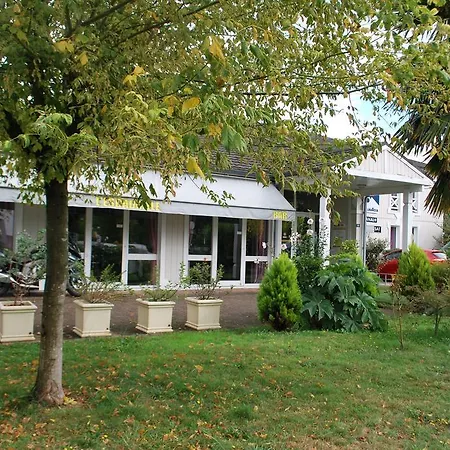 Hotel L'escadrille 2*